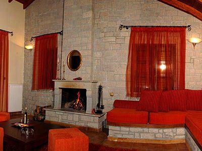 Castle Resort Калаврита Экстерьер фото